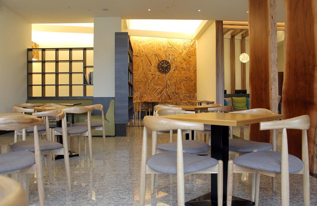 Celebrity 99 Hotel Csien Kültér fotó